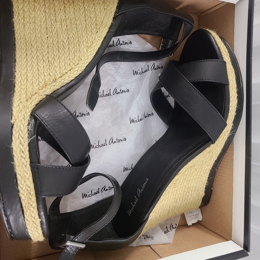 Brand new black wedge platform sandals - Picture 4 of 9